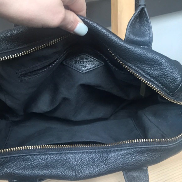 ⚡️FLASH SALE⚡️ - FOSSIL  👜 - Picture 4 of 5